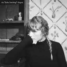 Taylor looking stylish in black and white. Taylor Swift In My Mind All Of The Evermore And Folklore Album Ladies Are A Part Of The Same Universe So I Put Them In A Playlist Together Taylor Lnk To Ladieslunching
