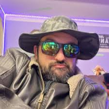 Delux247 (@GarageGamer420) • Facebook