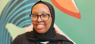 Faisa Mohamed's Instagram, Twitter & Facebook