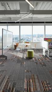 Heuga 727 672736 blueriband sd. Interface Prasentiert Zwei Modulare Bodenbelage Office Dealzz