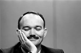 What autograph to buy from Nova Space?