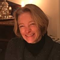 Elizabeth Burchell's Instagram, Twitter & Facebook