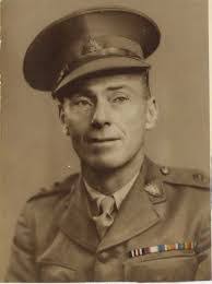 Frank Spratt's Instagram, Twitter & Facebook