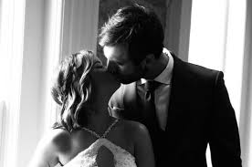 And maren morris walked the red carpet with her musician husband ryan hurd with whom she was set to preform the duet chasing after you during the telecast. Maren Morris And Ryan Hurd Got Married Over The Weekend