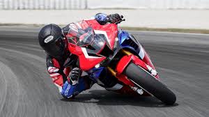 When asked if anything from the previous model honda. New Honda Cbr 1000 Rr R Fireblade And Fireblade Sp Bookings Open In India