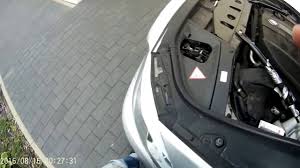 The sixth generation of the bmw 5 series consists of the bmw f10 (sedan version), bmw f11 (wagon version, marketed as 'touring') and bmw f07 (fastback version, marketed as 'gran turismo') executive cars. Bmw F11 3 0 D Motor Vibrationen Erfolgreich Beseitigt Youtube