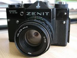 Jun 15, 2021 · а потом приобретает фотоаппарат зенит и постигает секреты фотоискусства. Fotoapparat Zenit Ttl Ipolaroid