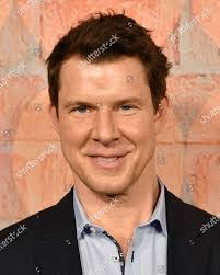 Eric Mabius's Instagram, Twitter & Facebook