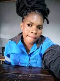 le kopuwa ho roala lihloohong bakhanni Joyce ke Mofuu