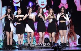 They debuted on november 12, 2020 with their first single album 'star to a young culture'. Ijf6 G3uoueem