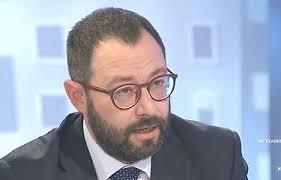 Leggi le ultime notizie per stefano patuanelli su corcom, la testata di riferimento in italia su economia digitale e innovazione. Stefano Patuanelli A L Aria Che Tira Non Serve Fare Giochi Da Maschi Bisogna Dare Risposte Come Fa Il M5s Bastardandpoors
