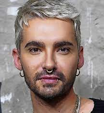 Une publication partagée par bill kaulitz (@billkaulitz) voir cette publication sur instagram. Es Blieb Nur Die Flucht Bill Kaulitz Und Sein Buch Uber Das Leben Als Teenie Star Panorama Badische Zeitung