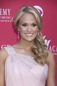 27 Easy Diy Date Night Hairstyles For 2021 Celebrity Wedding Hair Side Ponytail Wedding Hairstyles Side Ponytail Wedding