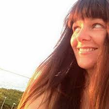 Lori Warnke's Instagram, Twitter & Facebook