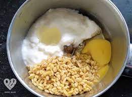 You will need three tablespoons of yogurt, two tablespoons of milk cream and one whole egg. Homemade Hair Mask For Hair Growth And Thickness Peppy Blog