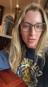 Bethany Waters's Instagram, Twitter & Facebook