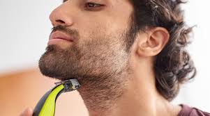 Philipsiltä parranajotottumukset muuttava OneBlade