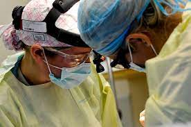 Working in the UK: Well paying Jobs in the Healthcare Sector