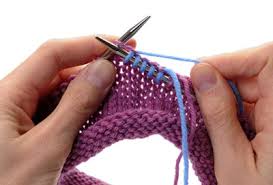 Adding a new ball of yarn. How To Join Yarn When Knitting In The Round Dummies