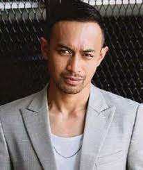 Sebuah filem osman ali yang diadaptasi dari novel popular nia azalea. Hanya Kau Yang Satu 2018 Mubi