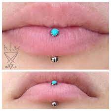 Three Weeks Into Healing Downsized Right Before Picture Was Taken Jewelry From Anatometal Pierc Vertical Labret Piercing Lip Piercing Labret Labret Piercing
