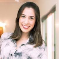 Débora Maciel Alevato