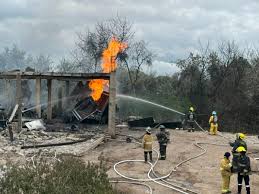Autoridades mantienen monitoreo de afectaciones luego de explosión en bodega de Tepeaca