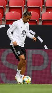 Leroy sane's agent has met a bayern munich representative to discuss a move to germany, according to reports. 38 Leroy Sane Ideas Leroy Sane Manchester City Football Players