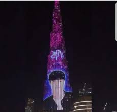 Arsitekturnya sendiri didasarkan pada atlantis resort di kepulauan bahama. Burj Khalifa Exo Lay Zhang Yixing Fans Amino