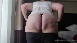 Watch online Bustybigbooty OnlyFans - Can I do squats like this on your  dick with my big booty on X-video