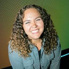 Jessica Fender's Instagram, Twitter & Facebook