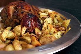 De obicei de pasti, pregateam o friptura de miel in vin rosu cu usturoi, rozmarin si cimbru. Miel Grecesc Reteta De Friptura La Cuptor Tabu