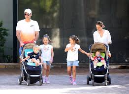 Citeste toate articolele despre familie roger federer. Happy Bday Leo And Lenny Federerism