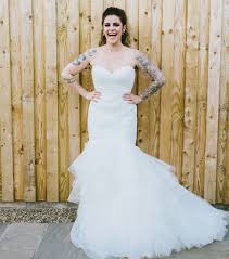 Check spelling or type a new query. Tattoos Und Brautkleider Ein Schoner Effekt