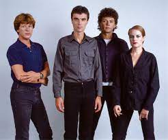 Talking heads were an american rock band formed in 1975 in new york city and active until 1991. The Talking Heads 1980 Lynn Goldsmith
