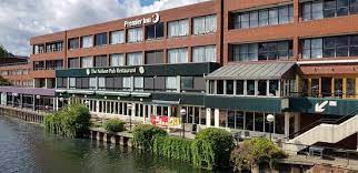 Conveniently positioned opposite norwich train station, this premier inn is well located for all major attractions, shops and amenities. Premier Inn Norwich City Picture Of Premer Inn Norwich Nelson City Centre Hotel Tripadvisor