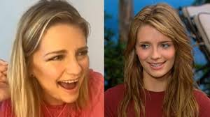 Mischa Barton Says There Are Ways To Reboot The O C I Don T Think That Story Is Dead Exclusive Entertainment Tonight