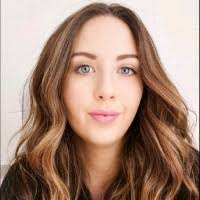 Paula Armstrong's Instagram, Twitter & Facebook