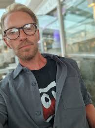 Happy Birthday Leon 💙🥳🎊