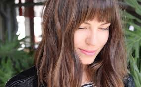 Coiffure cheveux femme coiffure femme 50 ans mi long 2019. 1001 Idees De Coupe Degradee Femme Pour Choisir Le Meilleur