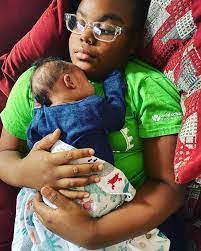 Diane Damen's Instagram, Twitter & Facebook