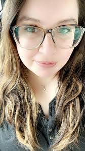 Mary Pucel's Instagram, Twitter & Facebook