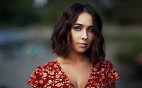 There are thousands of female celebrities who rock the brown hair on their alluring haircuts. Wallpaper Short Brown Hair Girl 1920x1200 Hd Picture Image