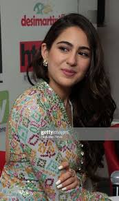 Pin By Letisha On Sara Ali Khan Sara Ali Khan Beautiful Indian Actress Bollywood Celebrities