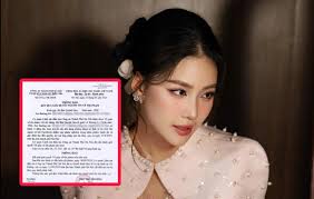 Bùi Quỳnh Hoa làm việc với cơ quan chức năng vụ bị dọa tung clip nhạy cảm