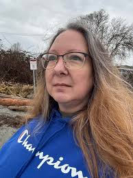 Room for rent in Victoria for Camosun College student