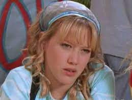 21 90s Hair Accessories You Forgot You Were Obsessed With 90s Hairstyles Bandana Hairstyles Headband Hairstyles