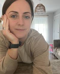 Can anyone advise. I launched my new book last month and had lots of KENP  uptake and then overnight zero. The stats seem a little strange