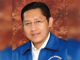 Pk anas urbaningrum itu diadili oleh ketua majelis syarifuddin. Kumpulan Berita Seputar Anas Urbaningrum