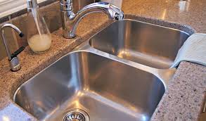 Accessori per lavelli barazza propone una serie completa di accessori lavelli funzionali dal design evoluto, come coprivasca in acciaio inox, cestelli in acciaio brillantato, taglieri in iroko o polietilene e lo scolapasta, ideati per migliorare l'operatività in cucina. Lavelli In Acciaio Componenti Cucina Materiale Lavelli